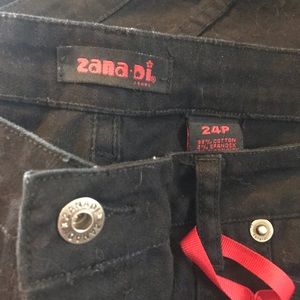 Black Zanadi 24p (plus) jeans